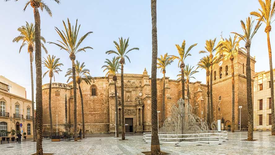 plaza-catedral-almeria-1